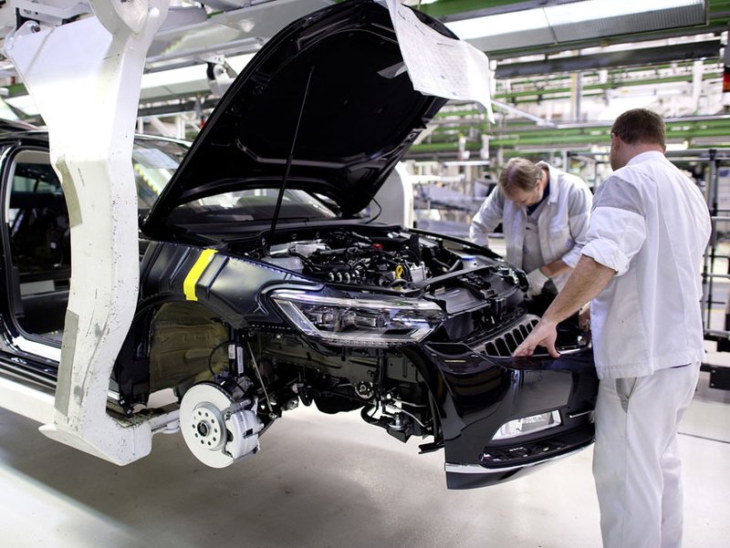 Produktion_VW.jpg Der deutsche Automarkt bleibt in diesem Jahr auch nach drei Monaten rückläufig. (Foto: VW)